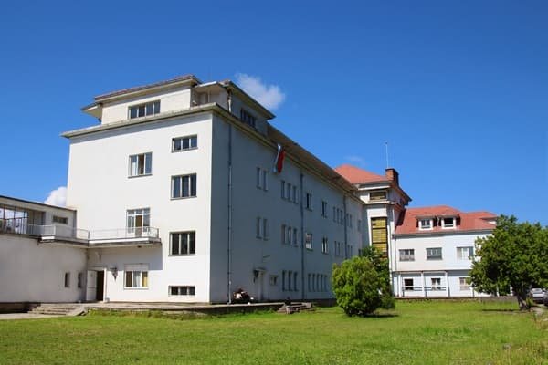 Дарение за детската белодробна болница в Трявна
