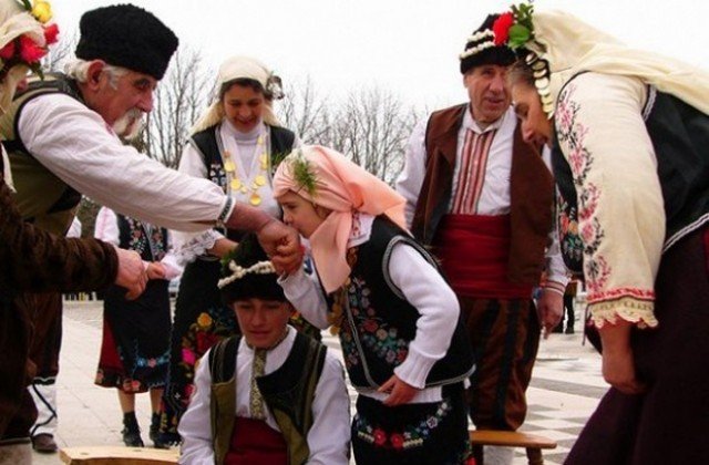 Как празнуват Сирни заговезни българите от Пиринския край?