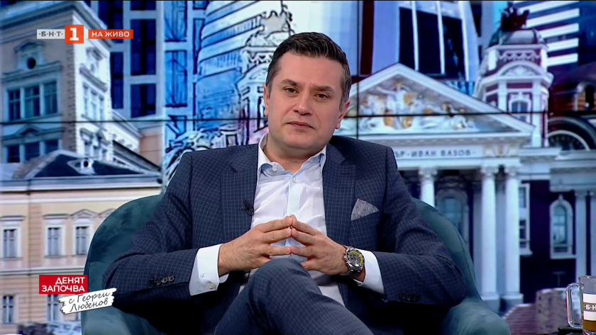 Кой е (във) властта? - въпрос за политическа употреба